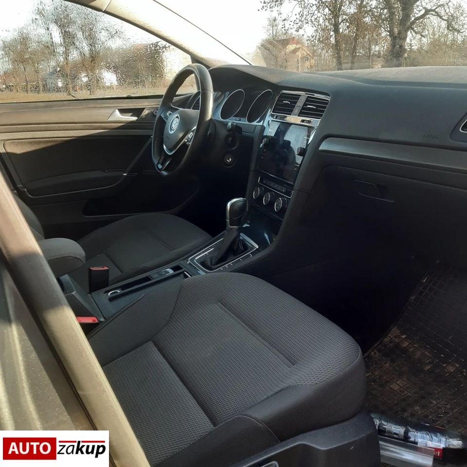 Volkswagen Golf 1.6 TDI (BlueMotion Technology) DSG Comfortline