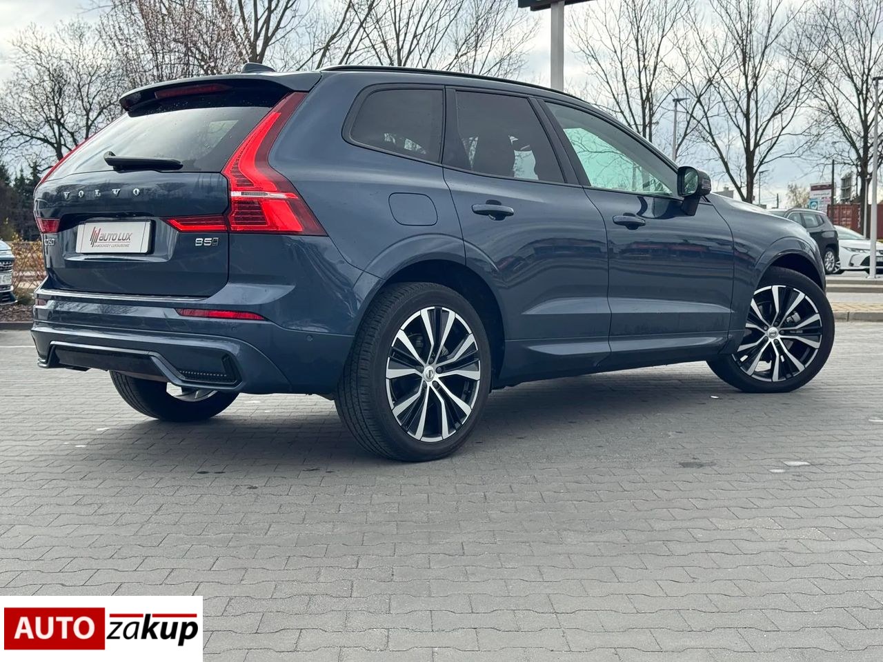 Volvo XC 60 B5 D AWD Plus Dark