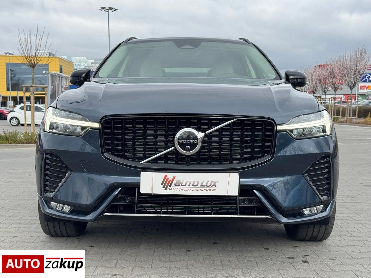 Volvo XC 60 B5 D AWD Plus Dark