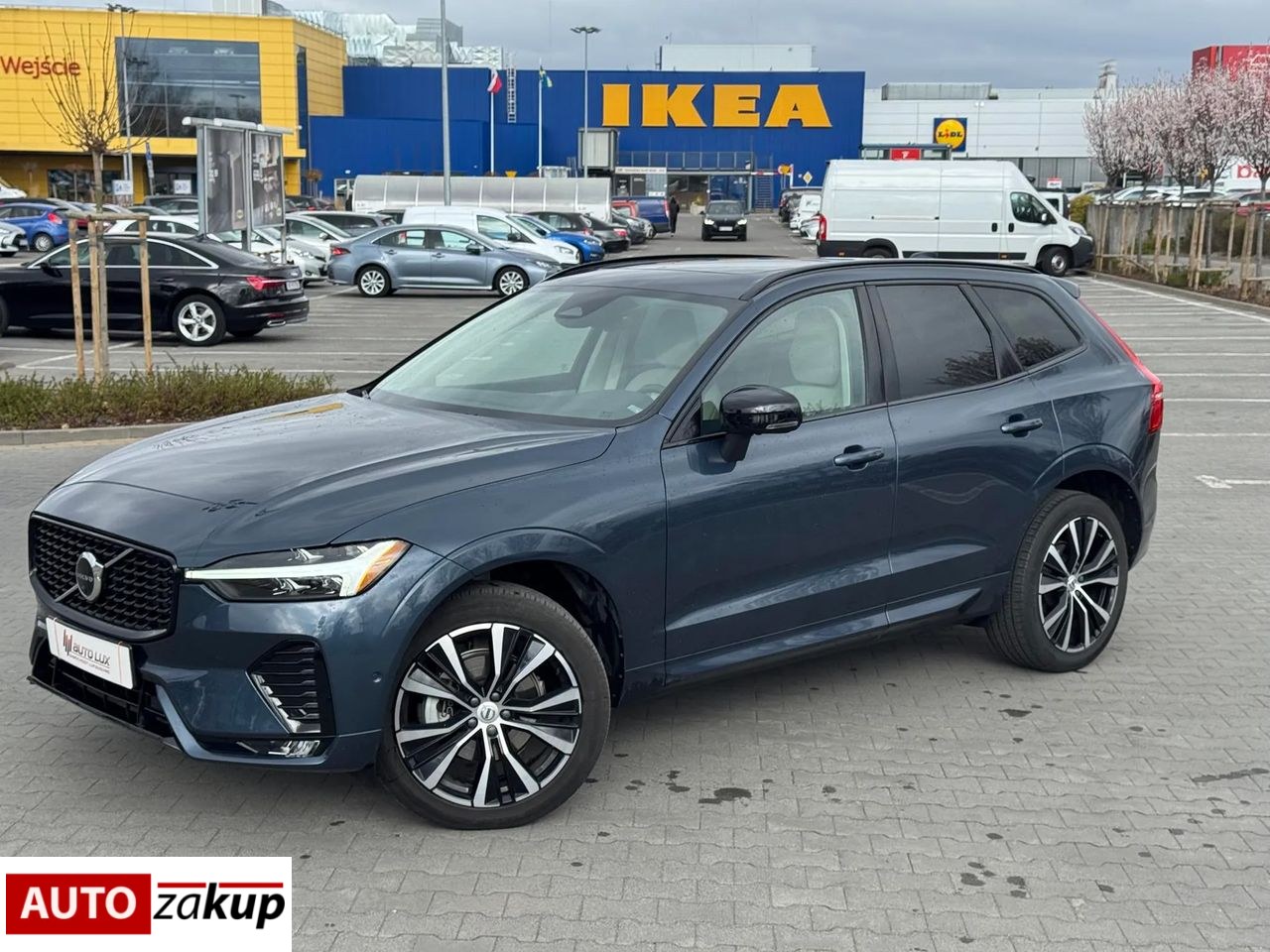 Volvo XC 60 B5 D AWD Plus Dark