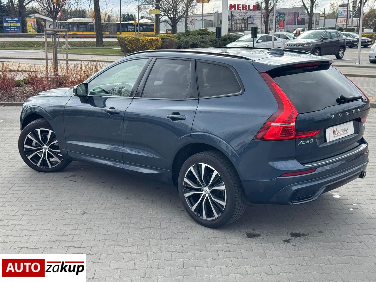 Volvo XC 60 B5 D AWD Plus Dark