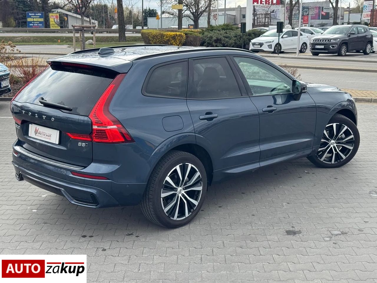 Volvo XC 60 B5 D AWD Plus Dark
